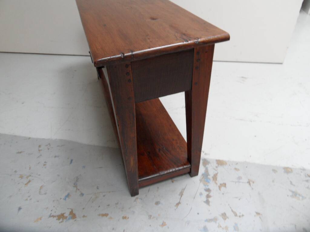 Table d'appoint en chêne ancien avec 2 tiroirs