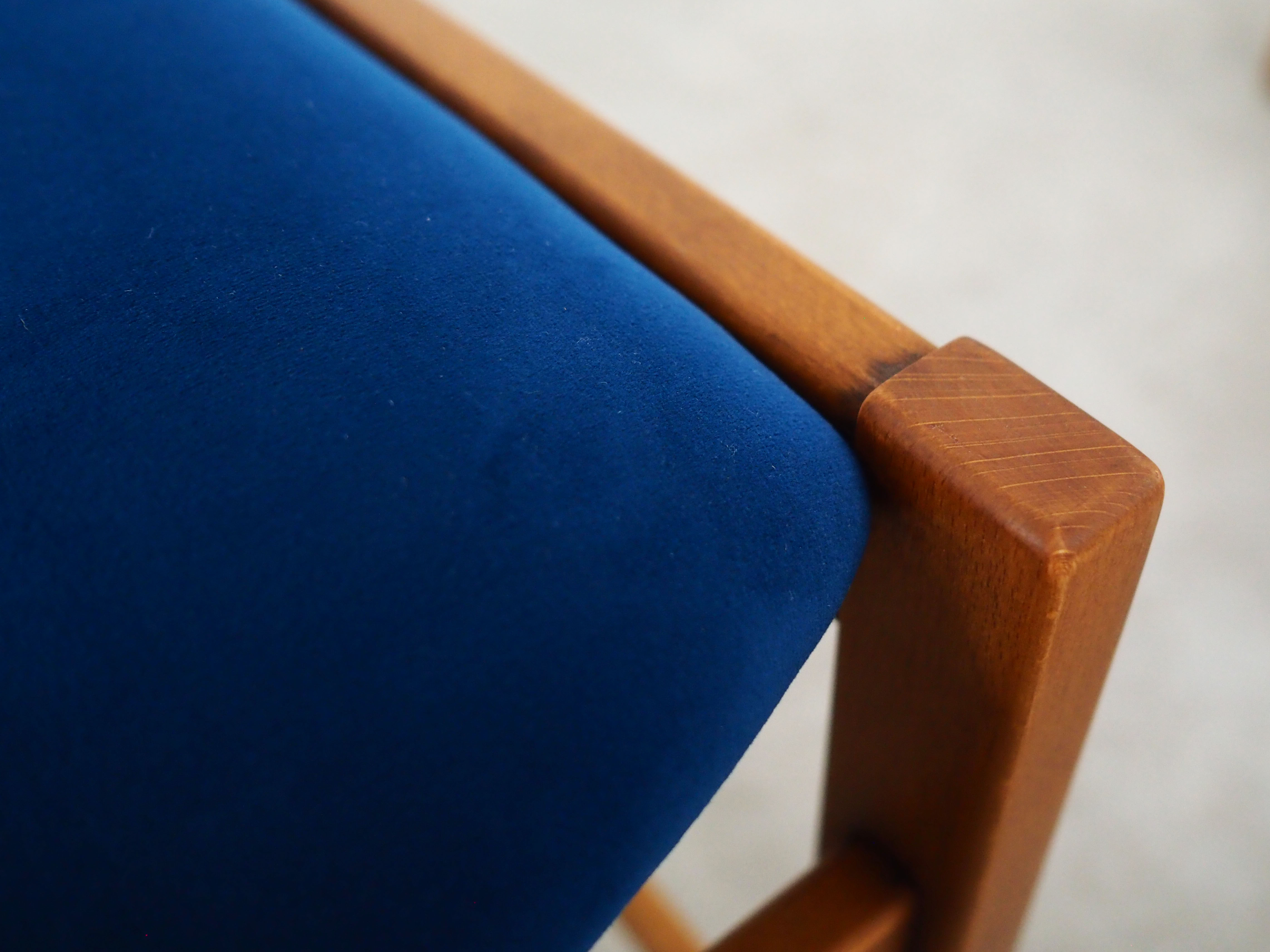 Set of two beech chairs, Danish design, 70s, made in Denmark