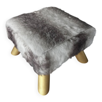 Chic contemporary footrest