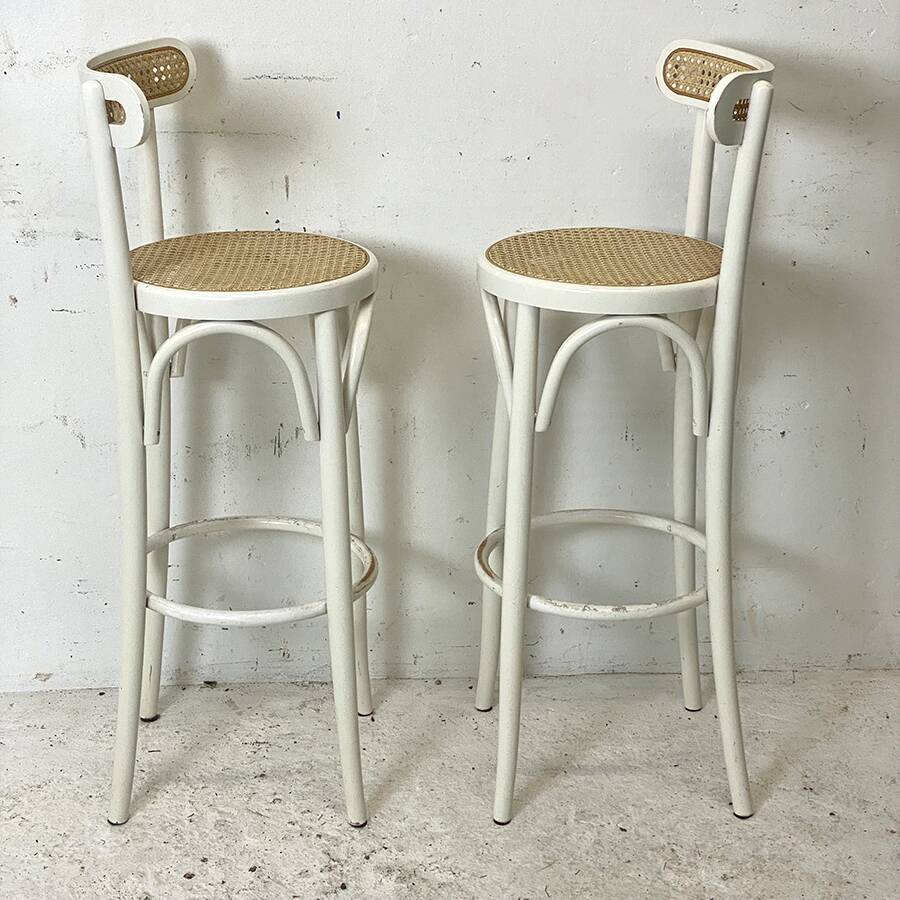 Paire de tabourets de bar bois et cannage