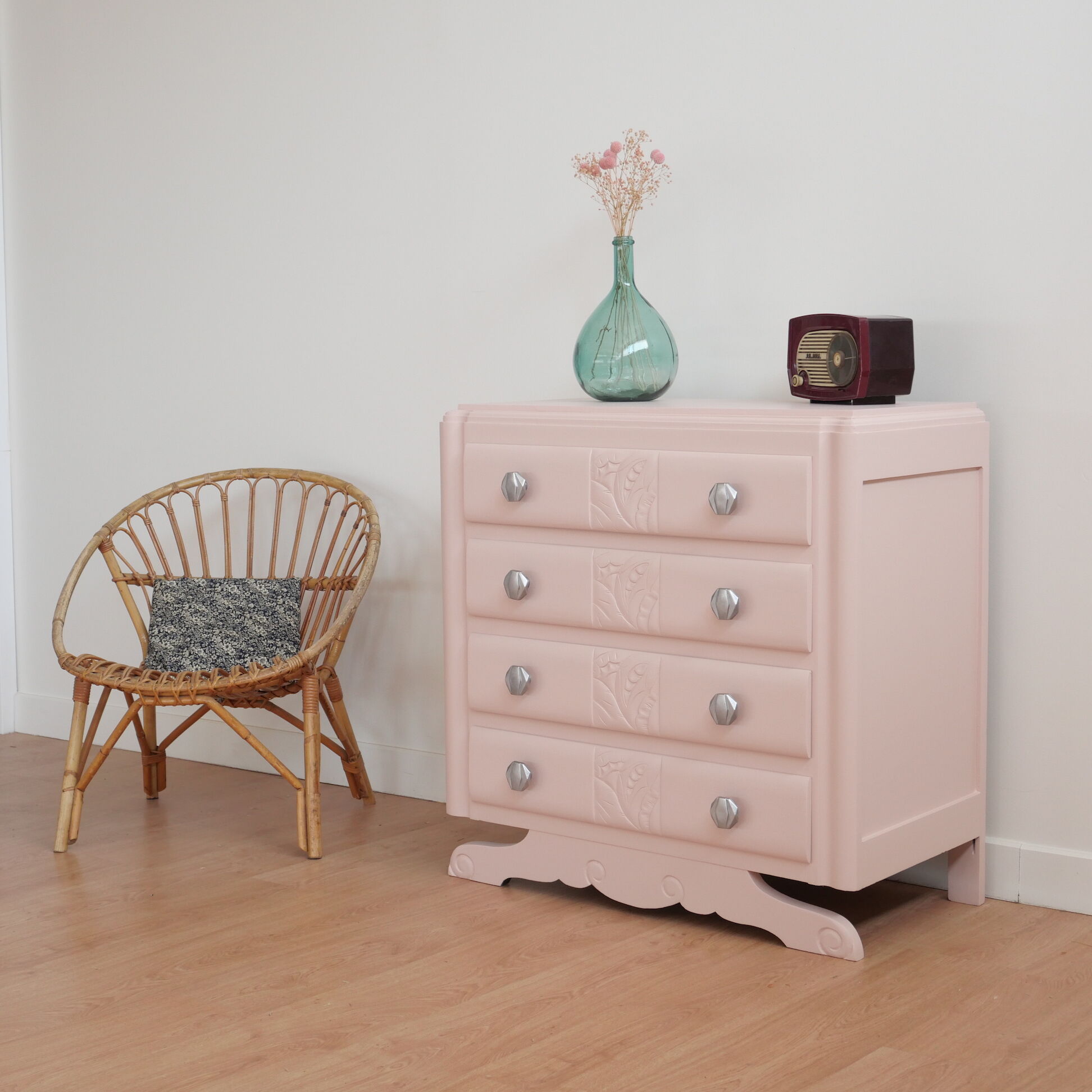 Art Deco style chest of drawers