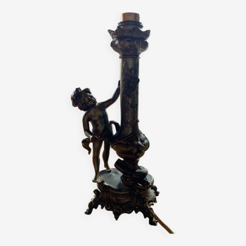 Lampe angelot en bronze signée Barthélemy