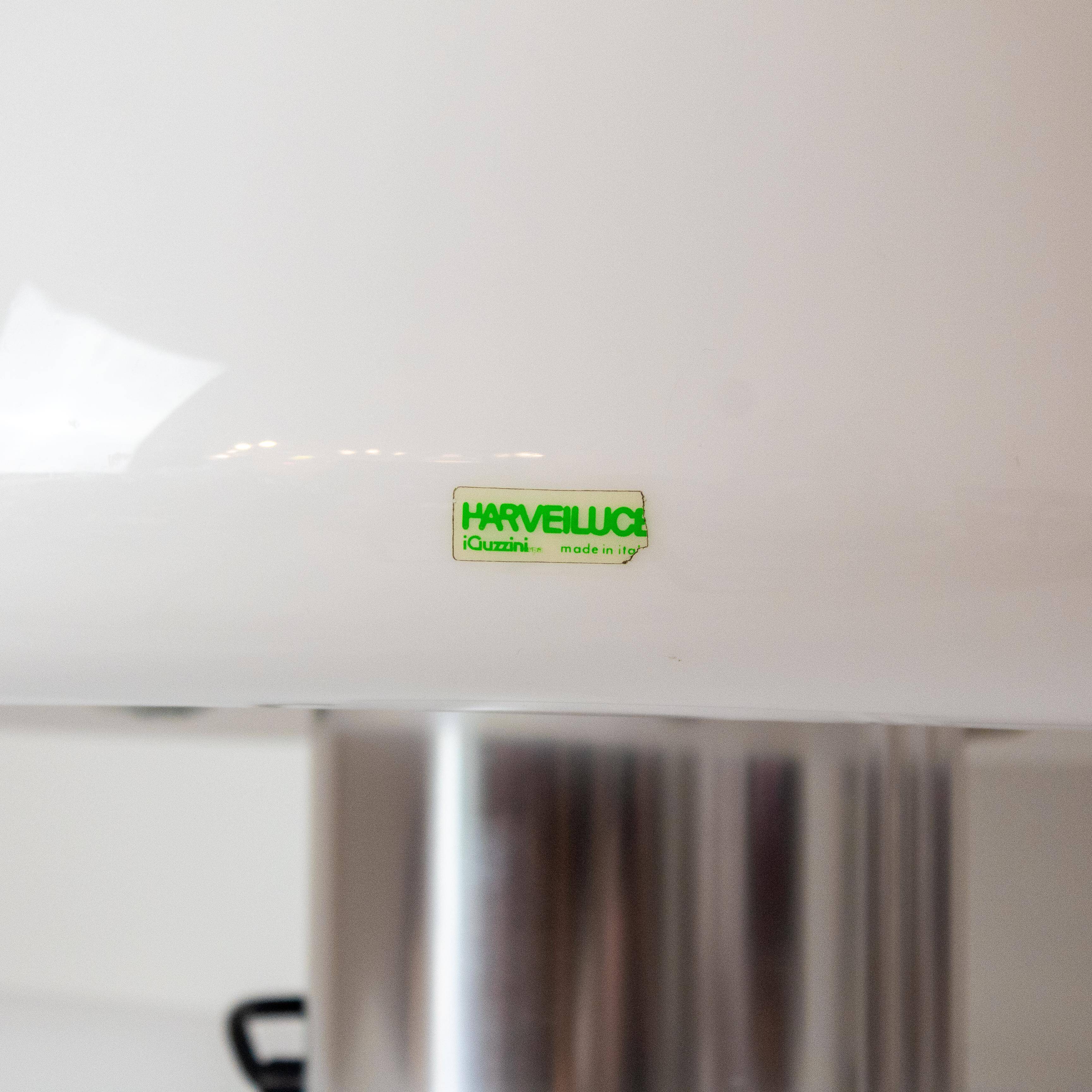 Lampe de table Guzzini de style spatial, modèle 4030, Italie 1970