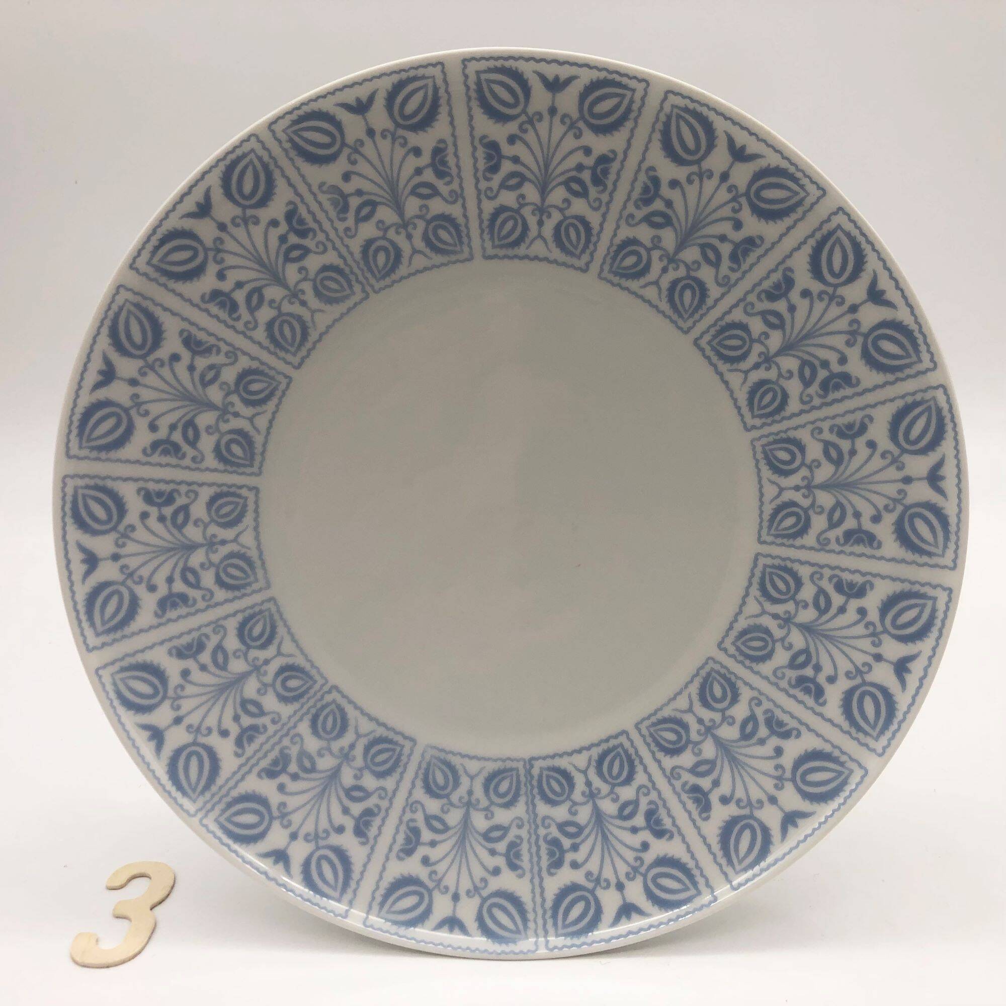6 dinner plates and dish, H&C Selb Bavaria Germany Heinrich