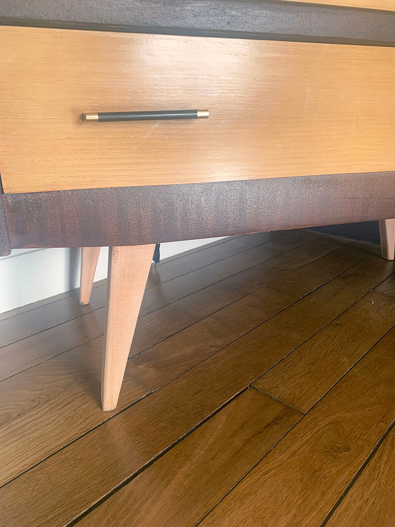 Vintage dresser compass feet