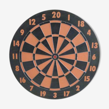 Darts target