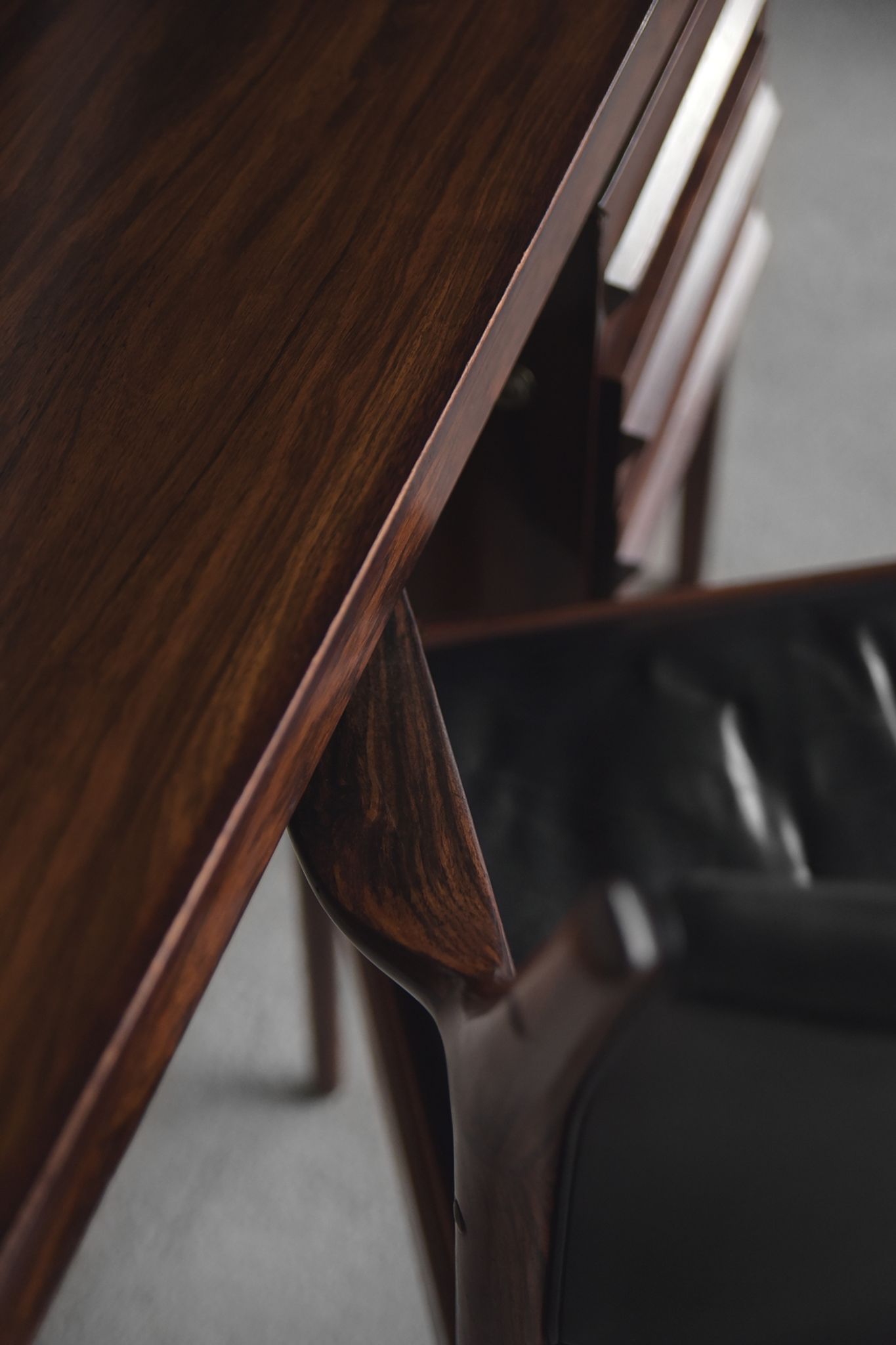 Executive rosewood Norwegian desk by Torbjørn Afdal for Haug Snekkeri AS Bruksbo, 1960s