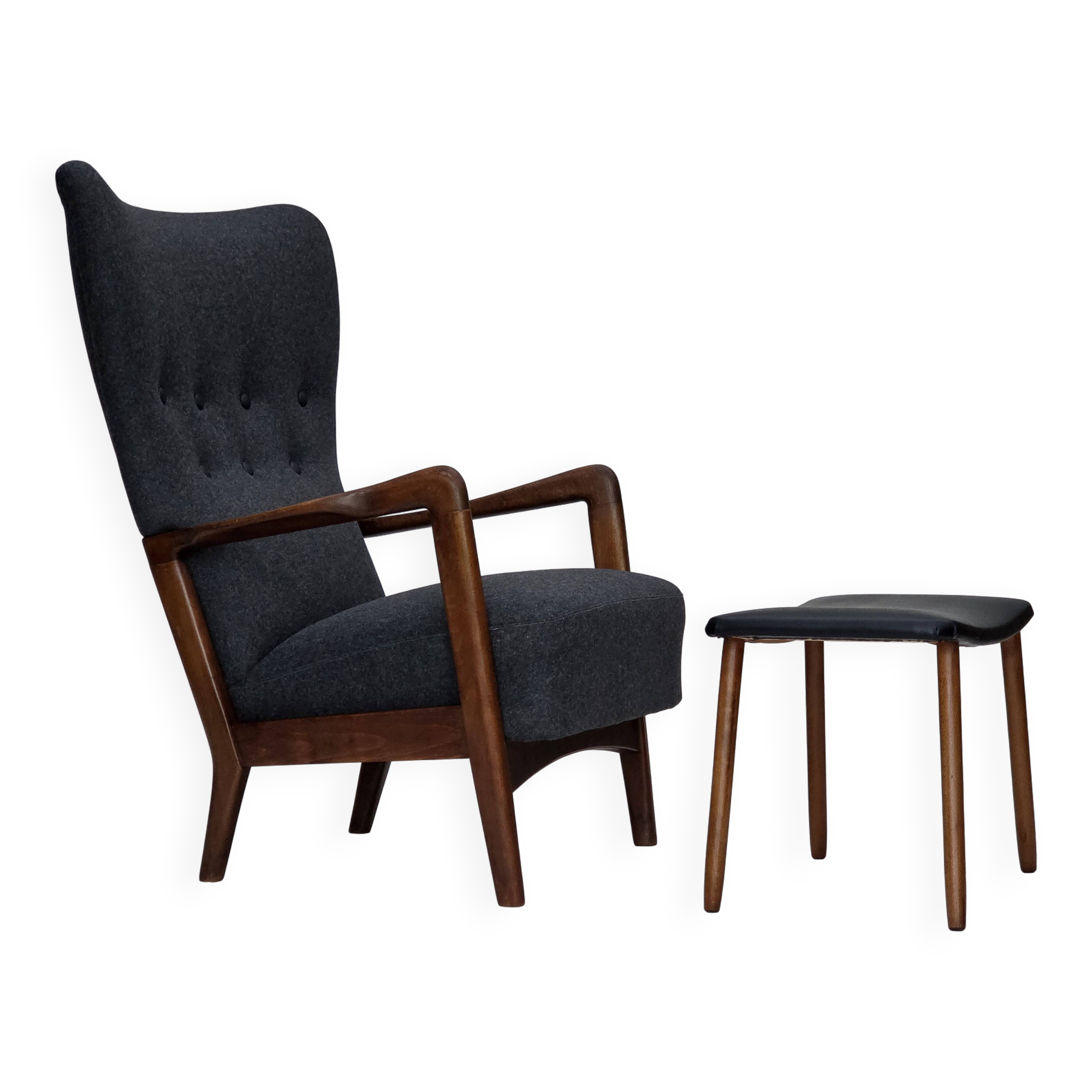 1960s, Danish armchair by Fritz Hansen model 8000/8020, furniture wool.