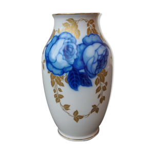 Vase en porcelaine de