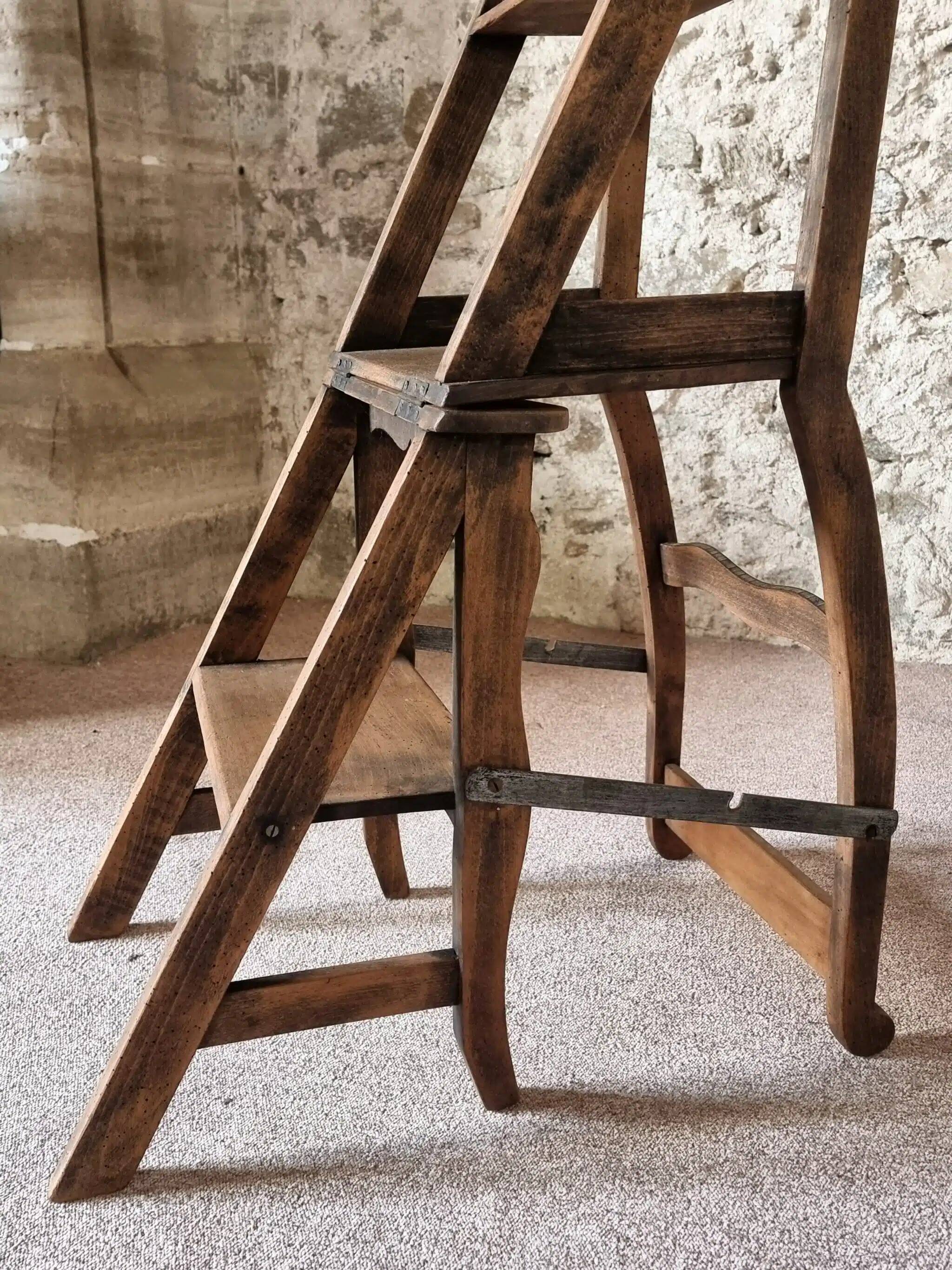 Chaise échelle de bibliothèque en chêne français antique – Tabouret escamotable