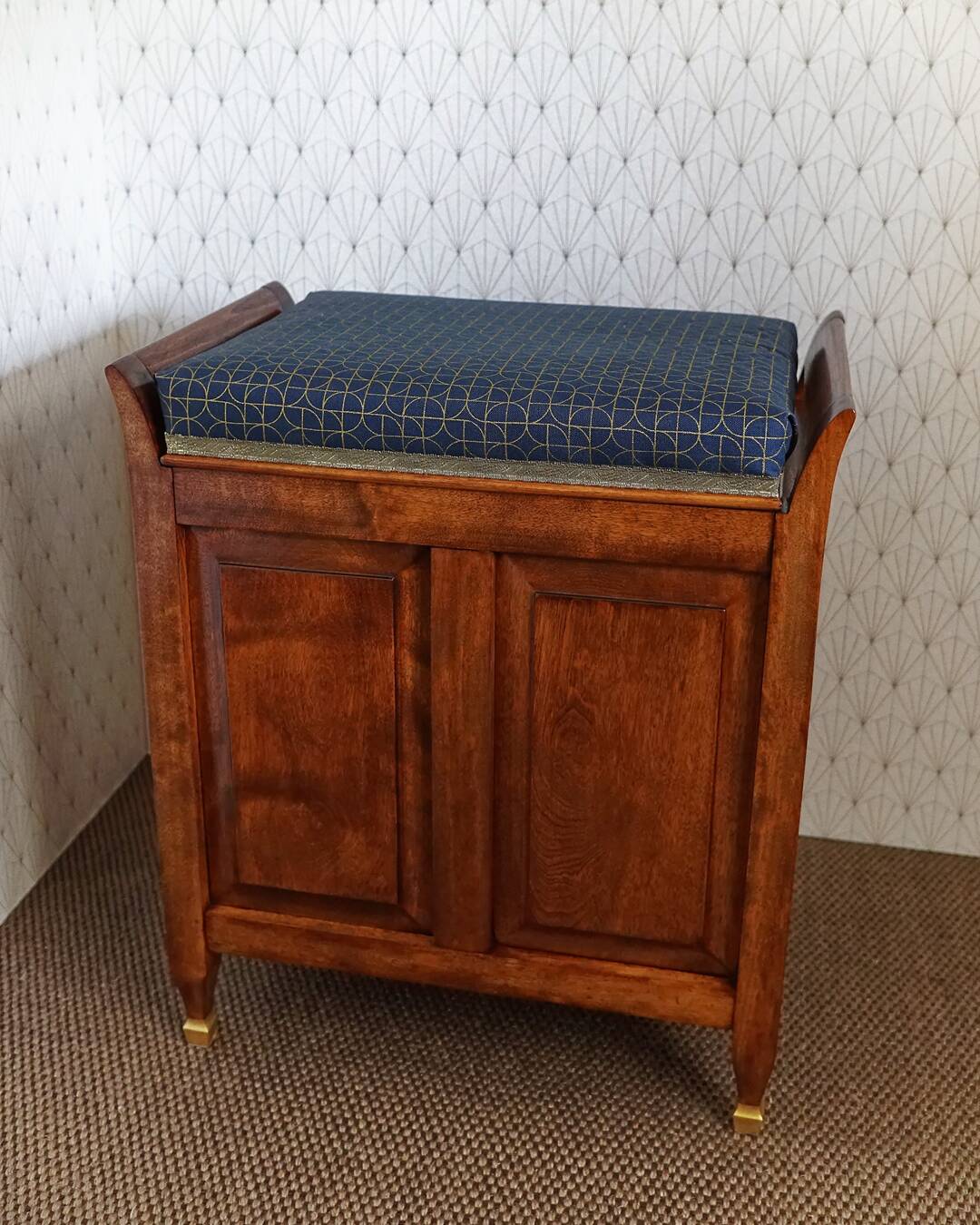 Tabouret coffre