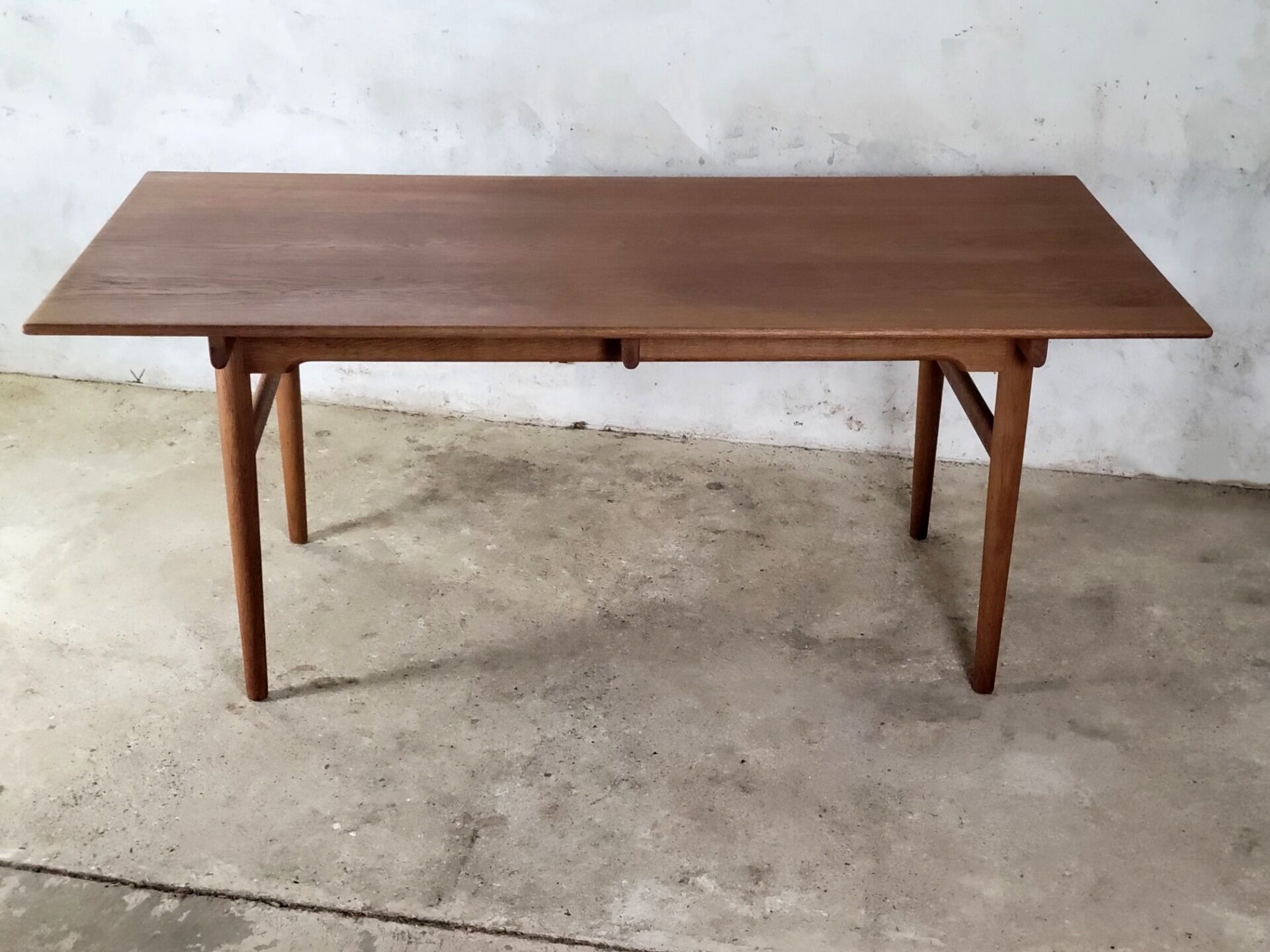 Hans J. Wegner AT327 dining table for Andreas Tuck, Denmark 1965