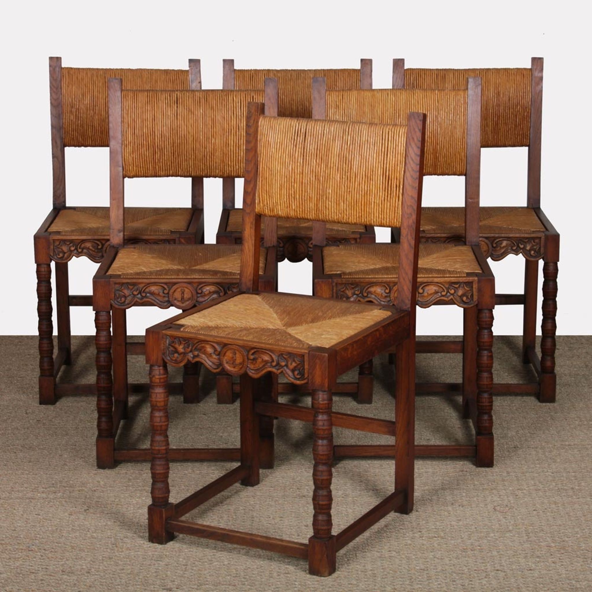 Set of 6 straw-seated solid wood chairs, French craftsmanship, 1950.