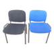 2 chaises empilables de tissus noir et bleu