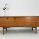 Buffet design unique des années 1960 produit en Angleterre.