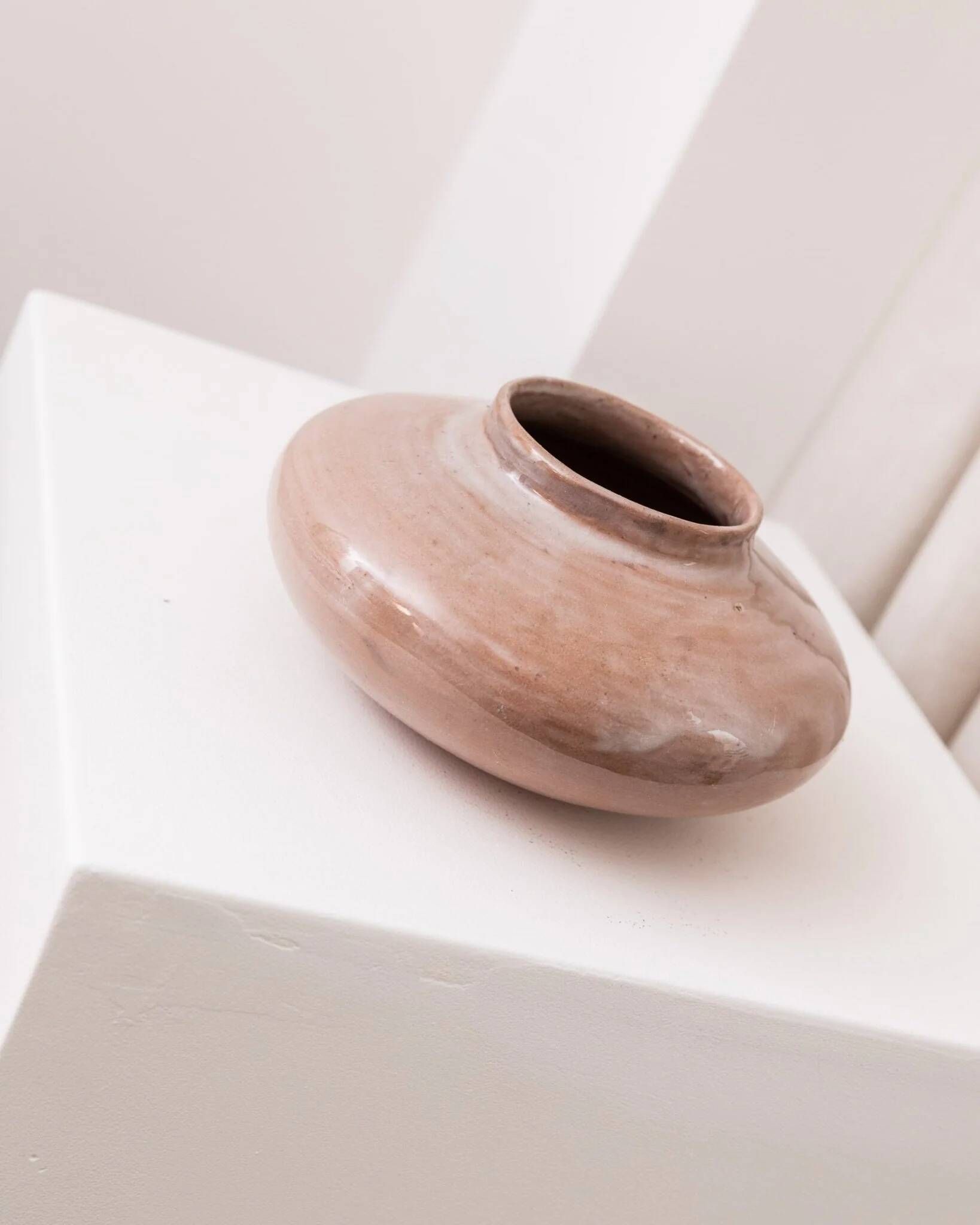 Gudrun Schenk Studio Ceramic Vase in beige-pink glaze - German Mid-Century Flower Vase, 1950s