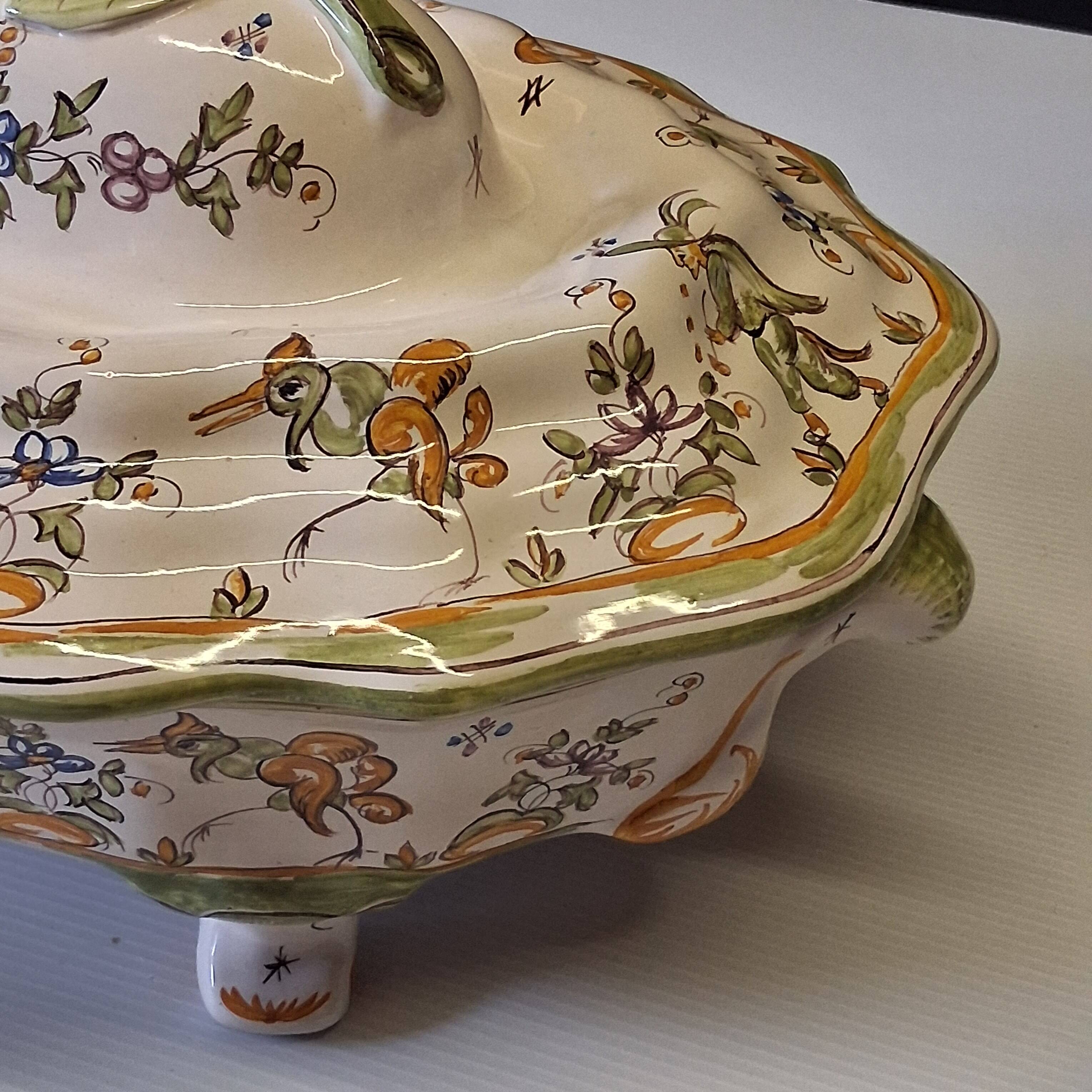 Superb vegetable dish/soup tureen in ceramic and its serving platter in very good condition.