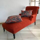 Ancient daybed completely restored
