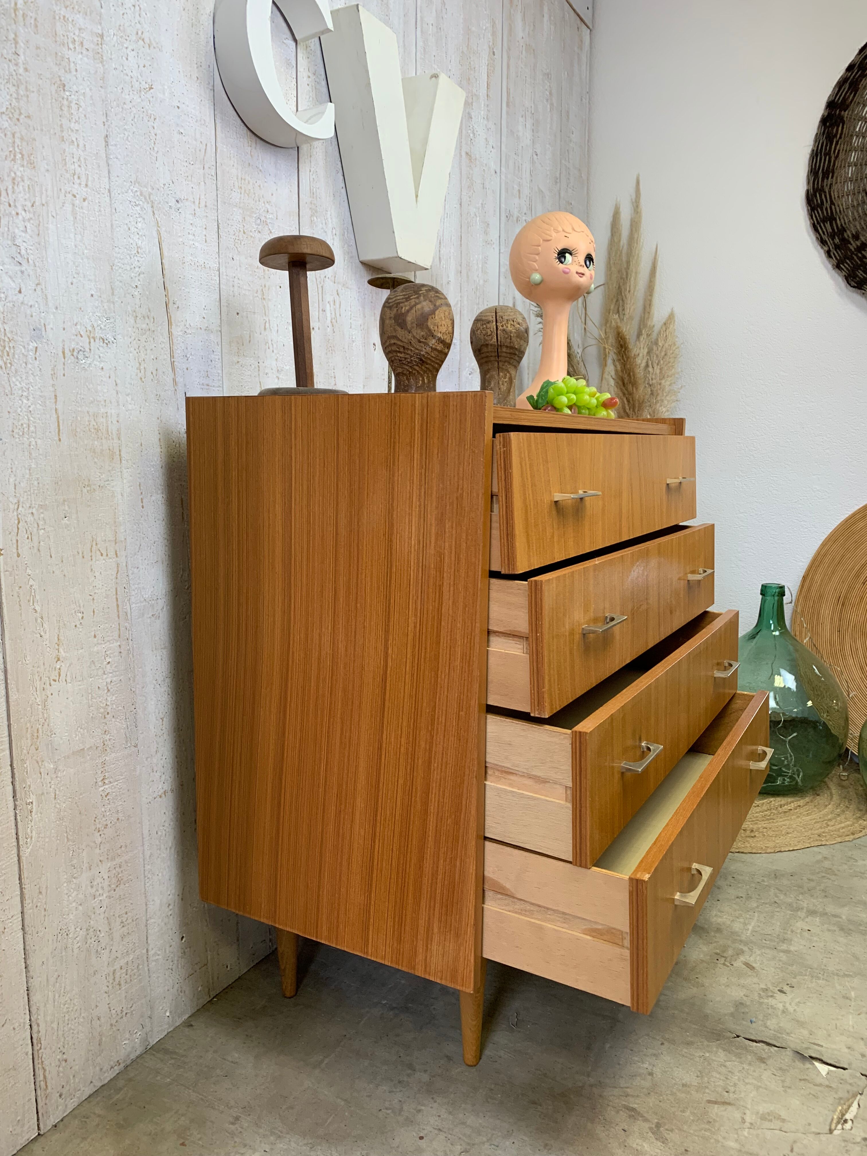 Commode vintage