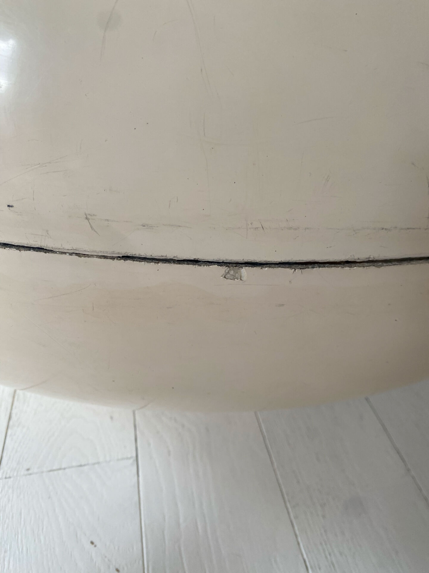 Eero Aarnio Pastil chair