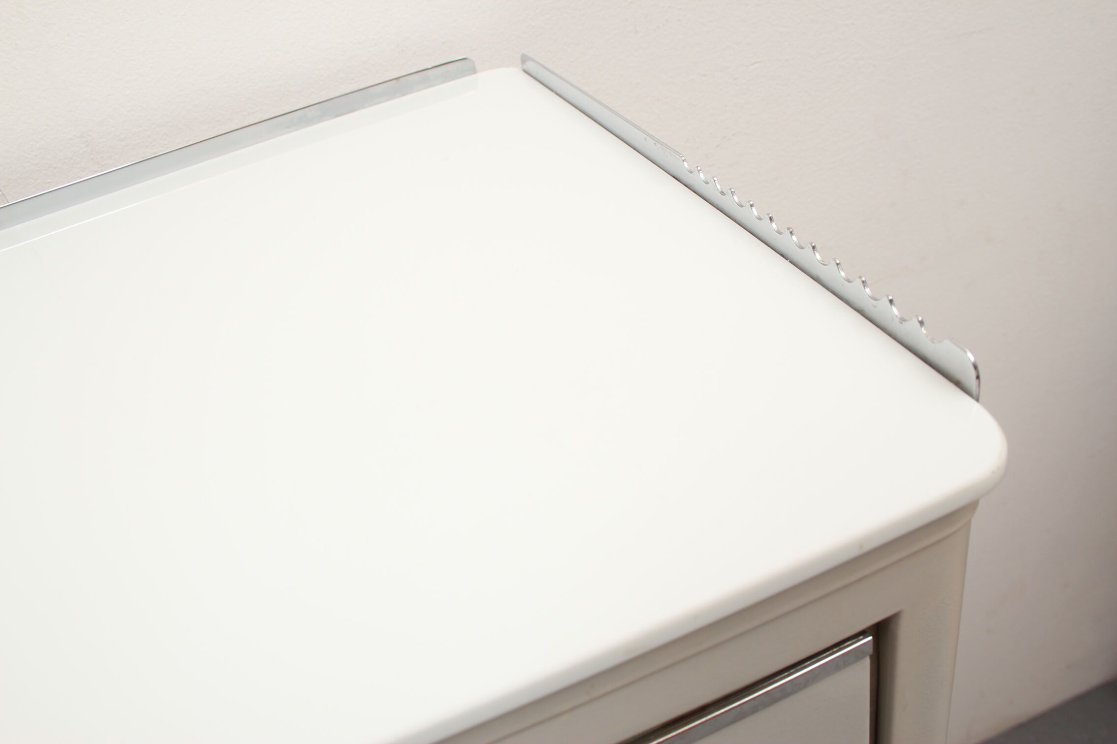 1950s doctors cabinet with drawers from Baisch