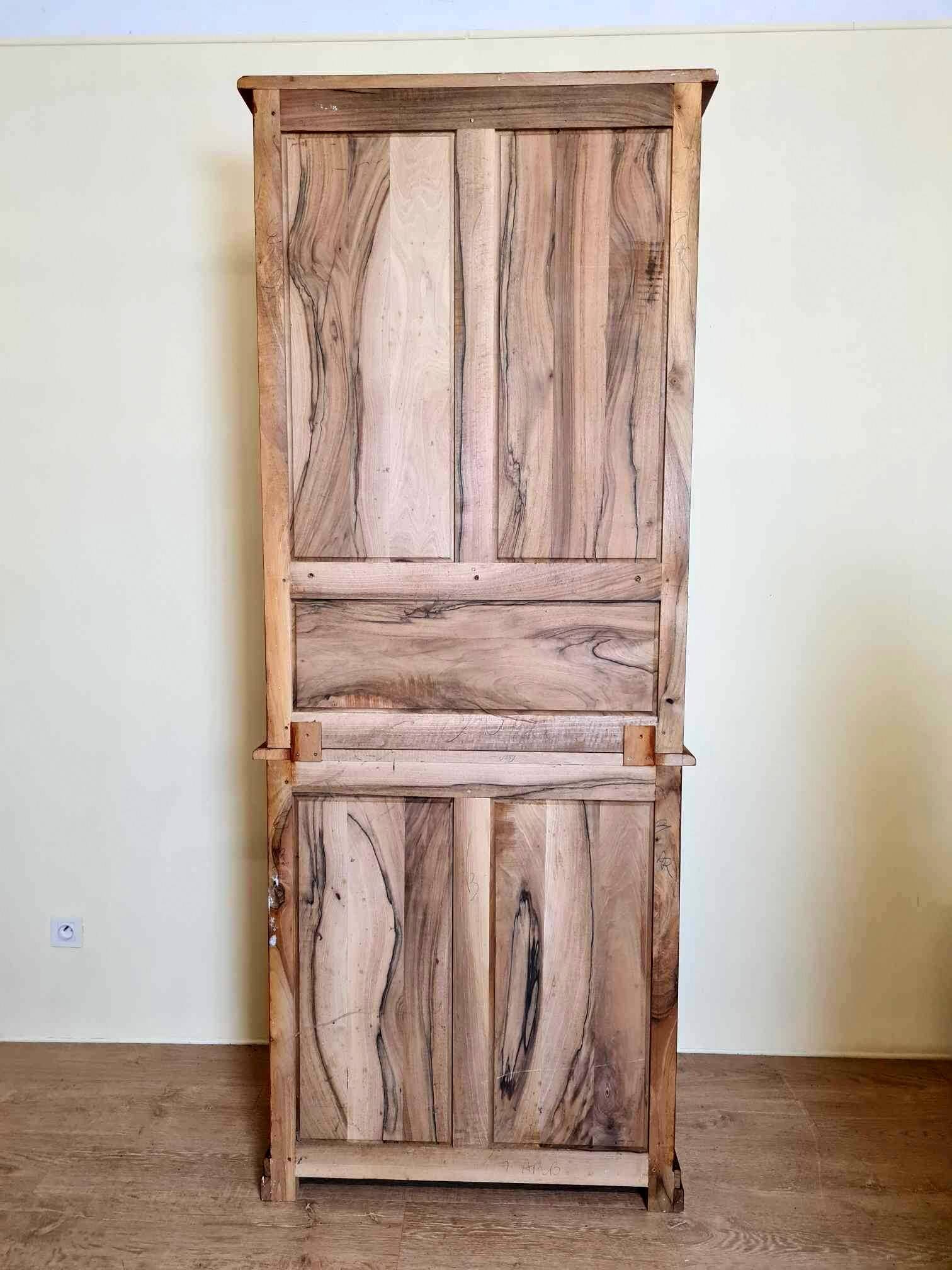 Vintage Louis Philippe style ceremonial bookcase in walnut