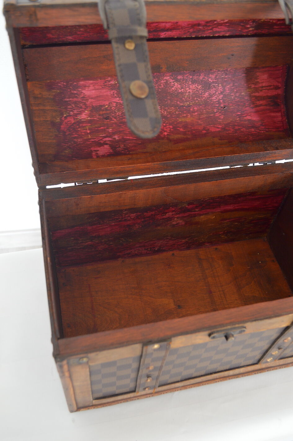Wooden trunk