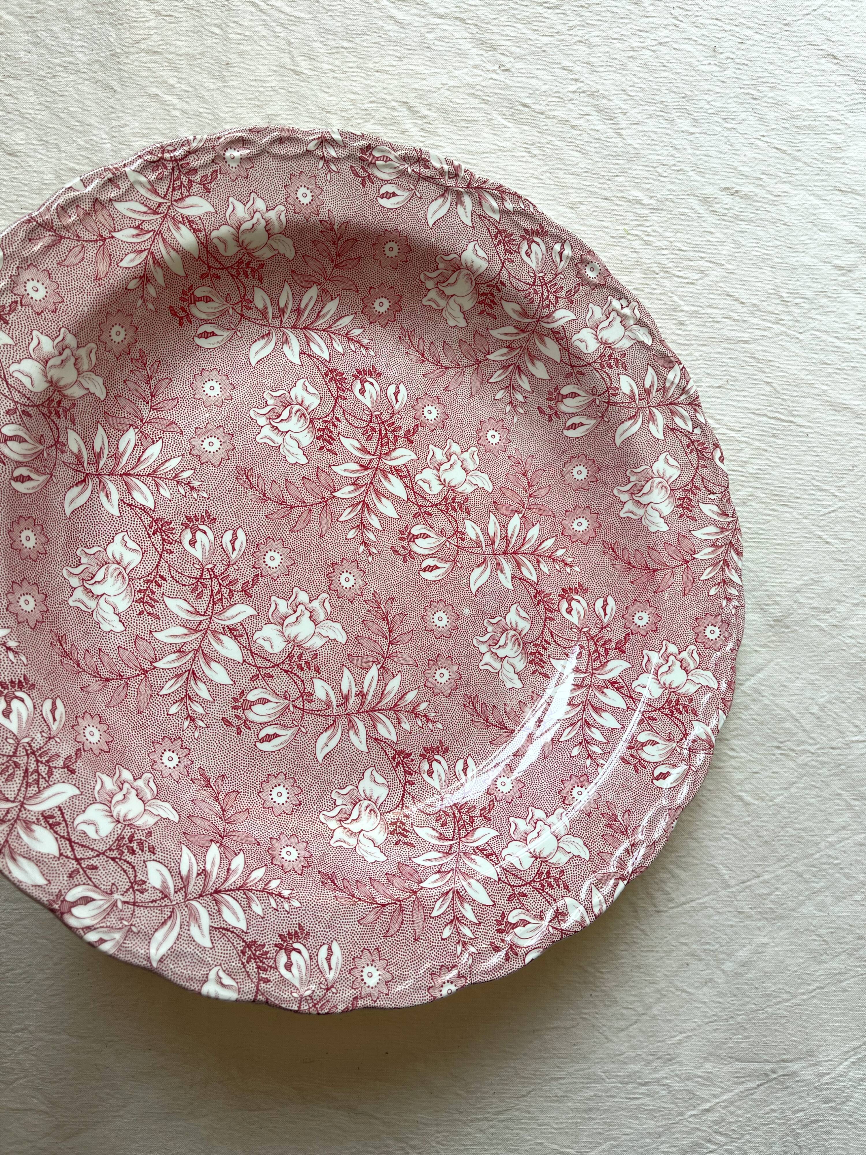 Hollow dish in English earthenware Royal Tudor Velvet
