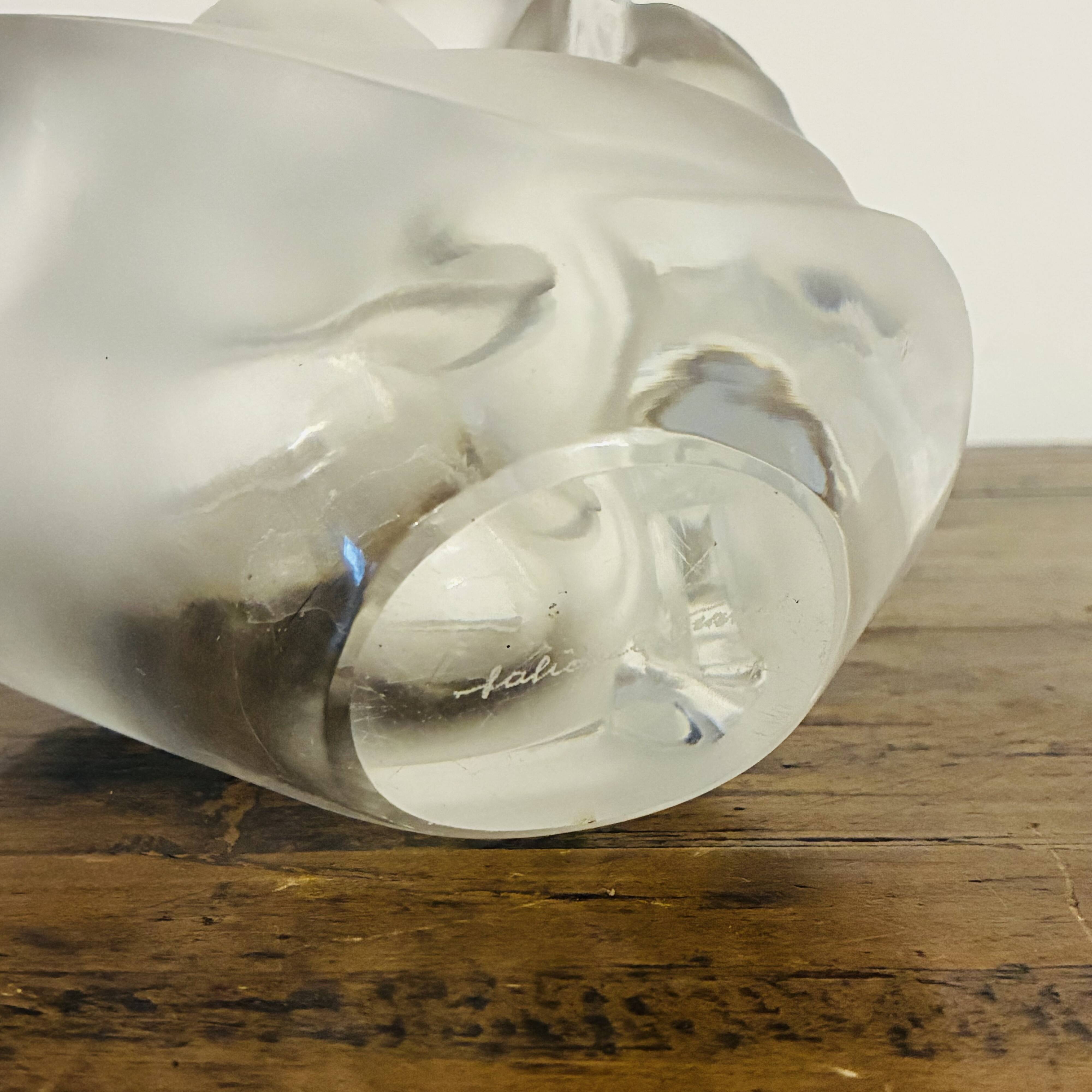 Lalique "sylvie" — dove vase in satin and polished pressed crystal