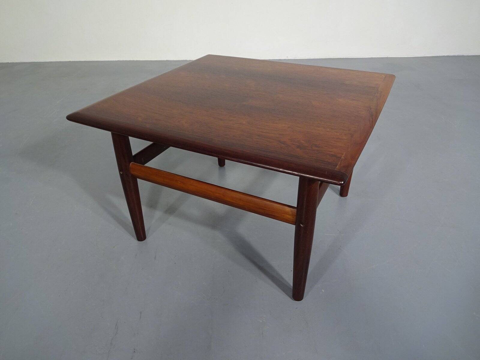 Rosewood coffee table by Grete Jalk for Glostrup, Denmark, 1960s.