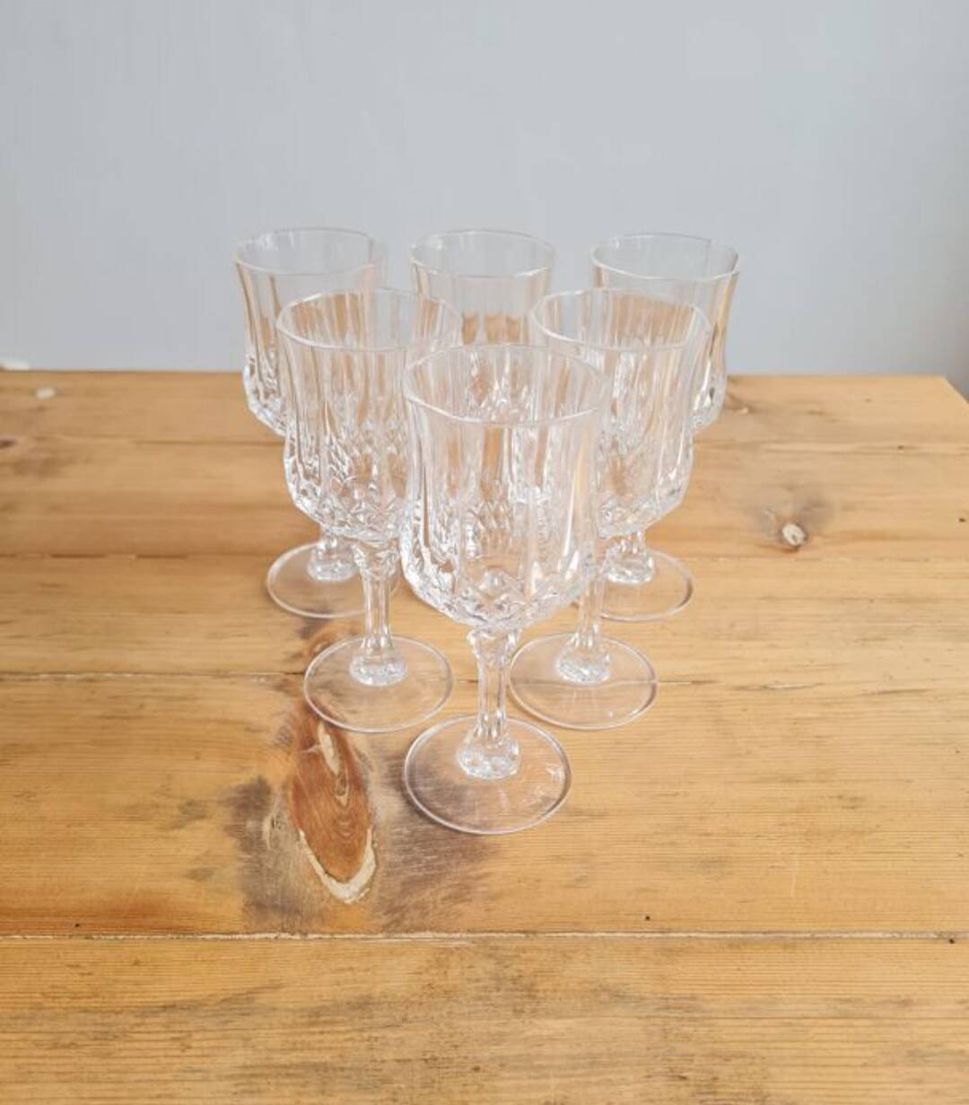 Service of 6 crystal wine glasses