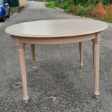 White lacquered table Louis XVI style