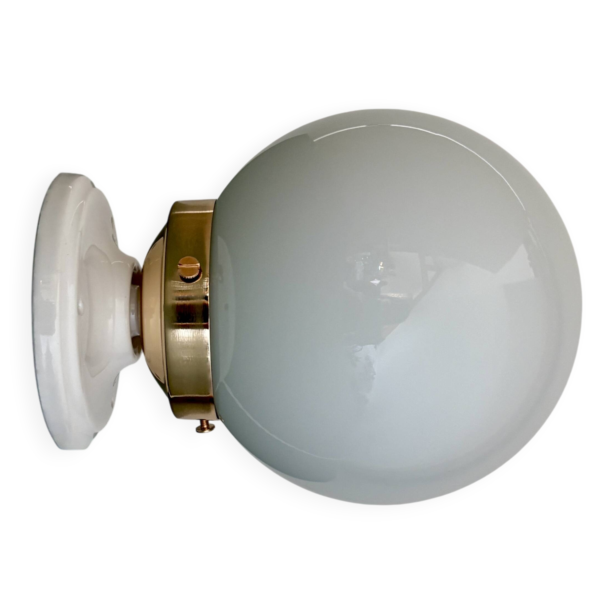 Vintage wall or ceiling light globe in white opaline.