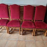 Ensemble de 4 chaises style Louis XIII en velours Bordeaux