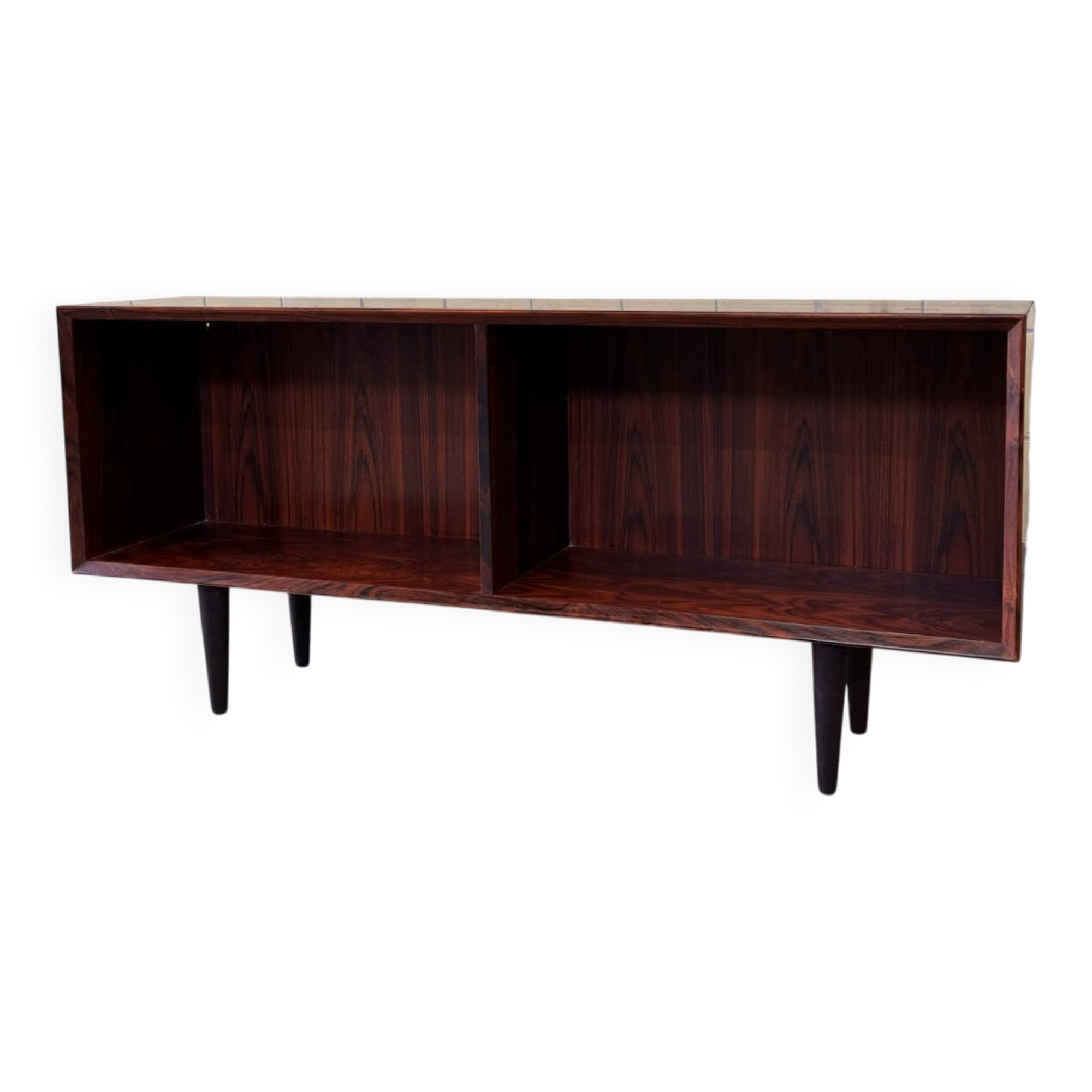 Cabinet en bois de rose par E. Brouer