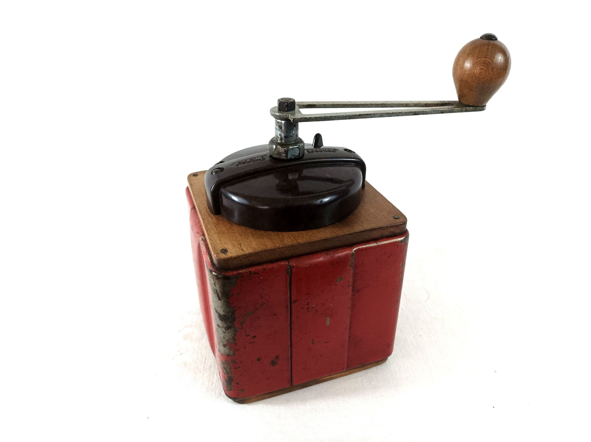 Coffee grinder Peugeot Frères vintage, vintage kitchen, retro deco vintage cuisine France