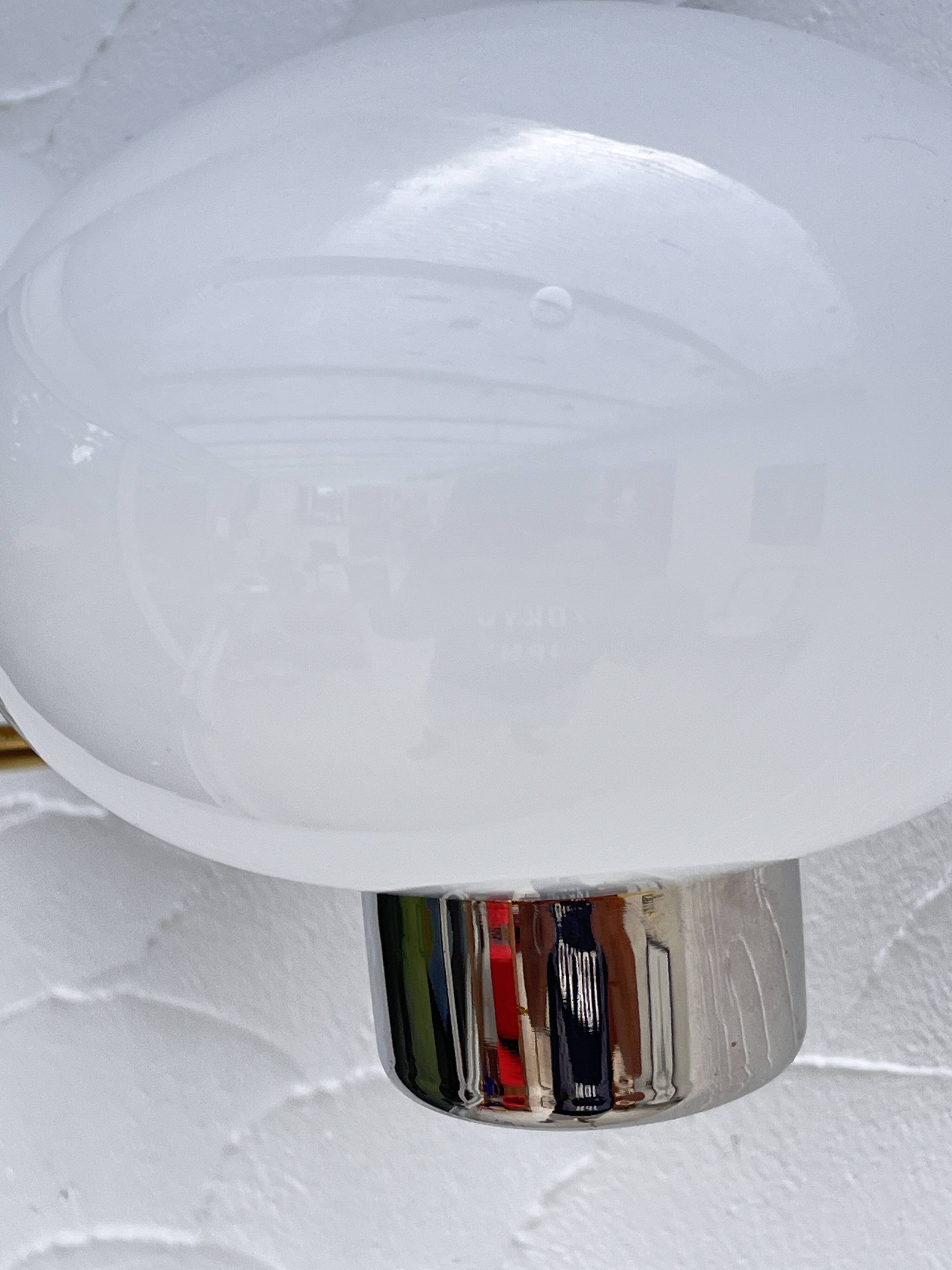 Double opaline brass wall light