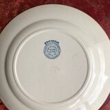Lot of 3 flat plates in earthenware Choisy the King Iron Earth model Pompadour