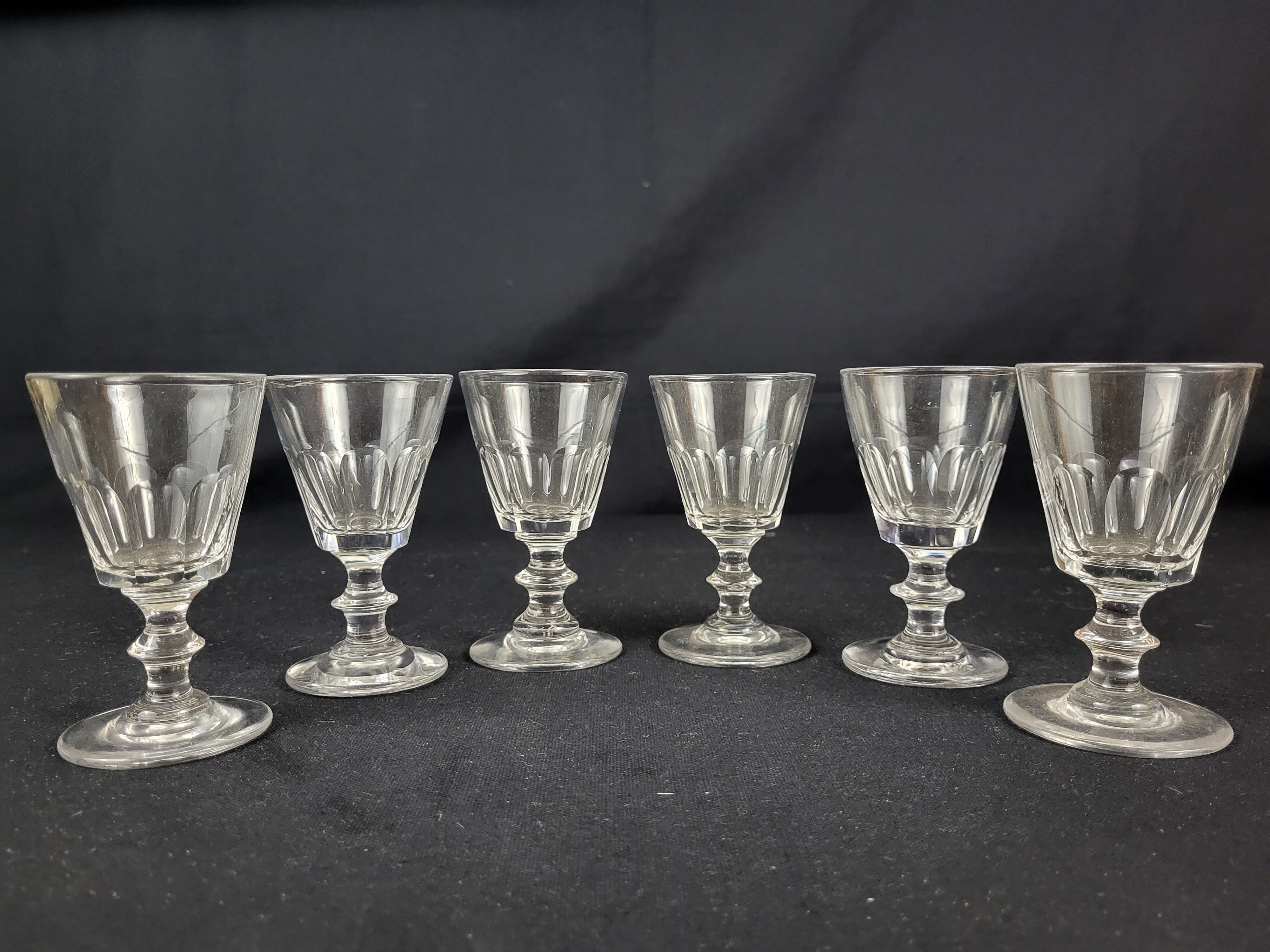 6 crystal glasses of Baccarat / Saint Louis model Cato