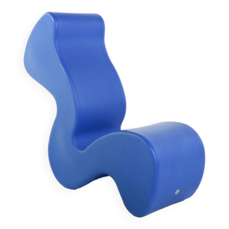 Chaise Phantom Bleue par Verner Panton