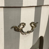 Petite commode rayee