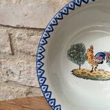 Ancien plat de service creux motif coq Saint Clément France
