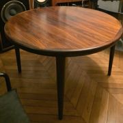 Table ronde par VV Møbler Spottrup extensible en bois de rose