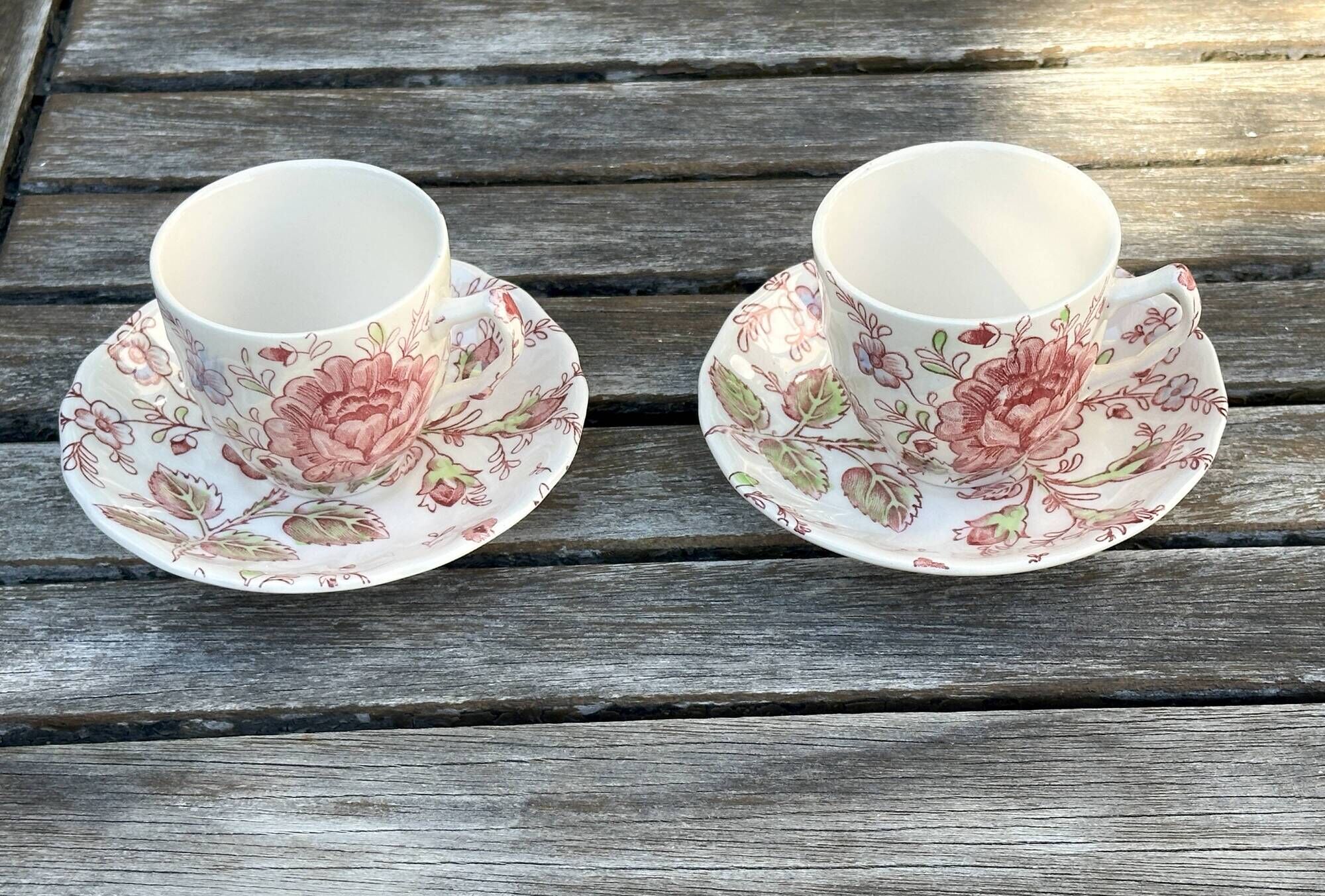 Pair of coffee cups in English earthenware Johnson Brothers Rose Chintz