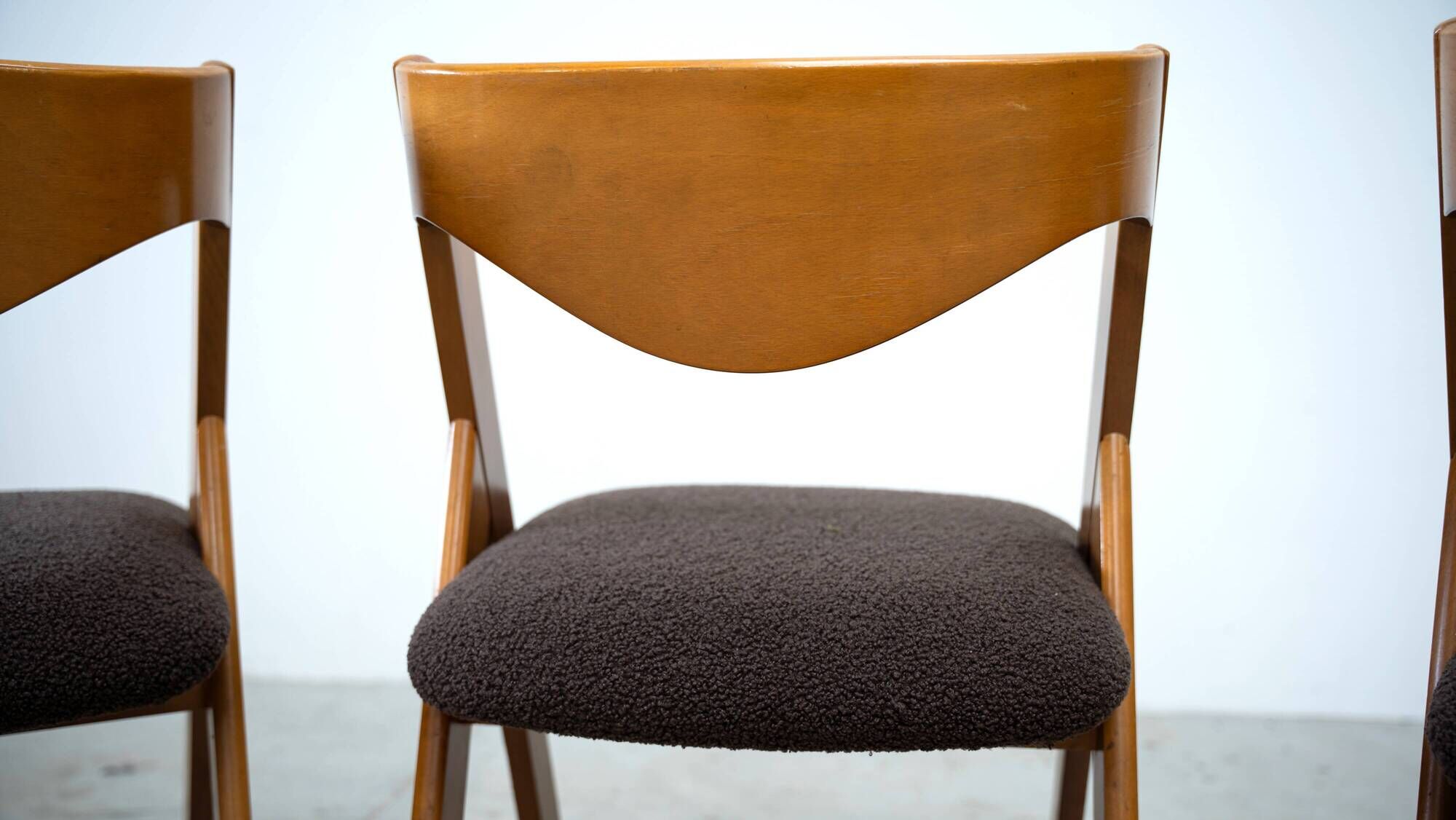 Set of five Italian dining chairs in the manner of Willy Rizzo
