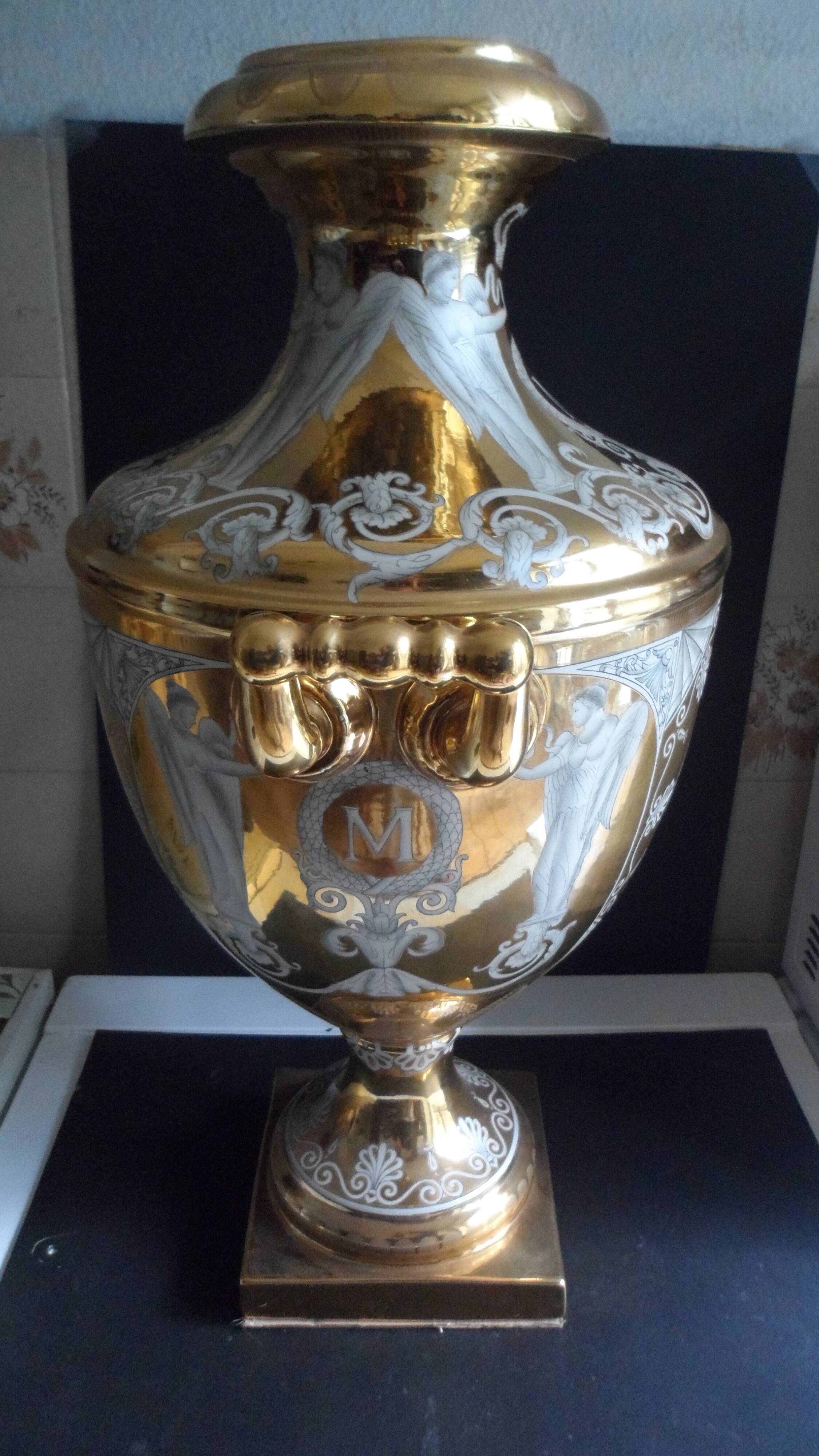 large pair of Medici vases