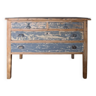 Trade furniture