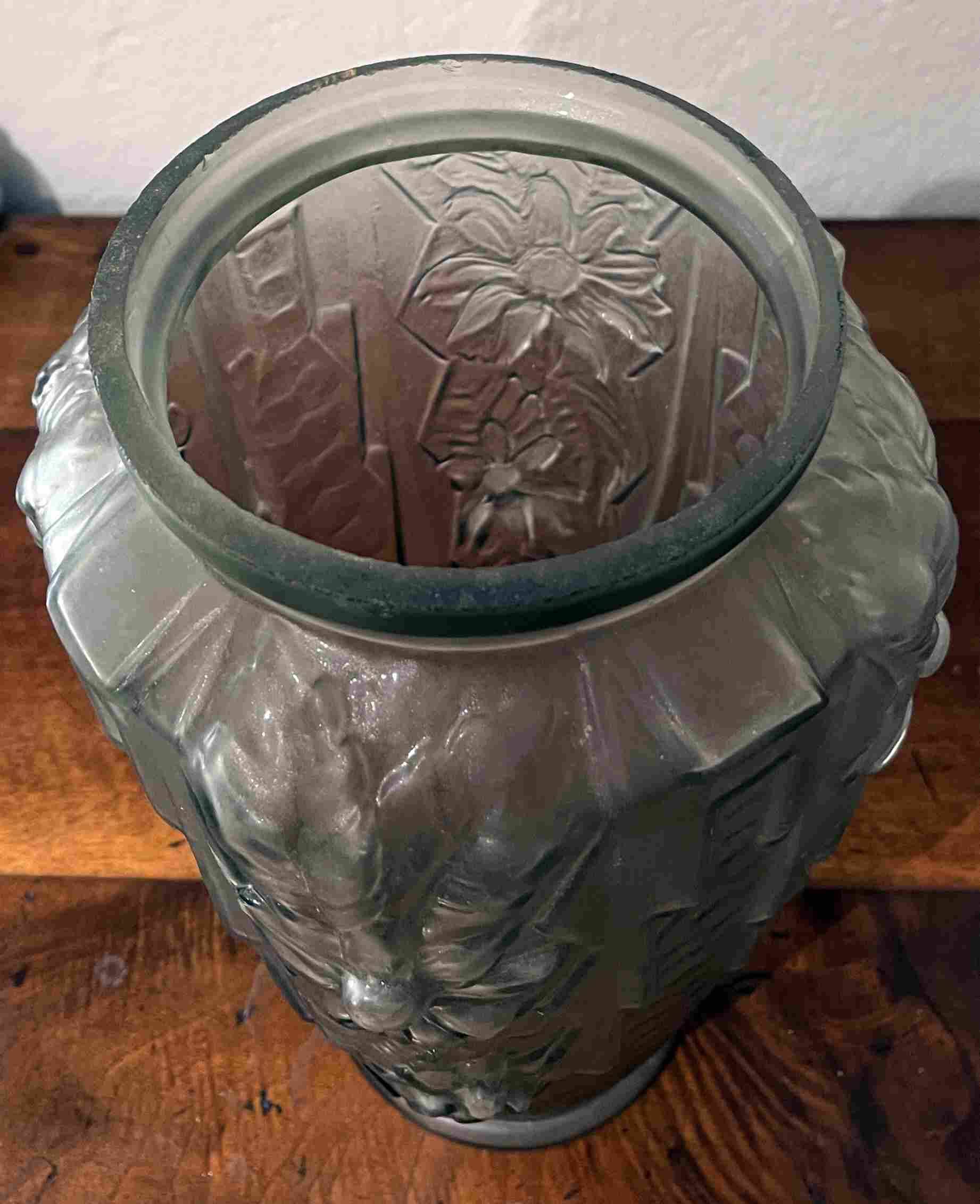 Art Nouveau / Art Deco vase circa 1920