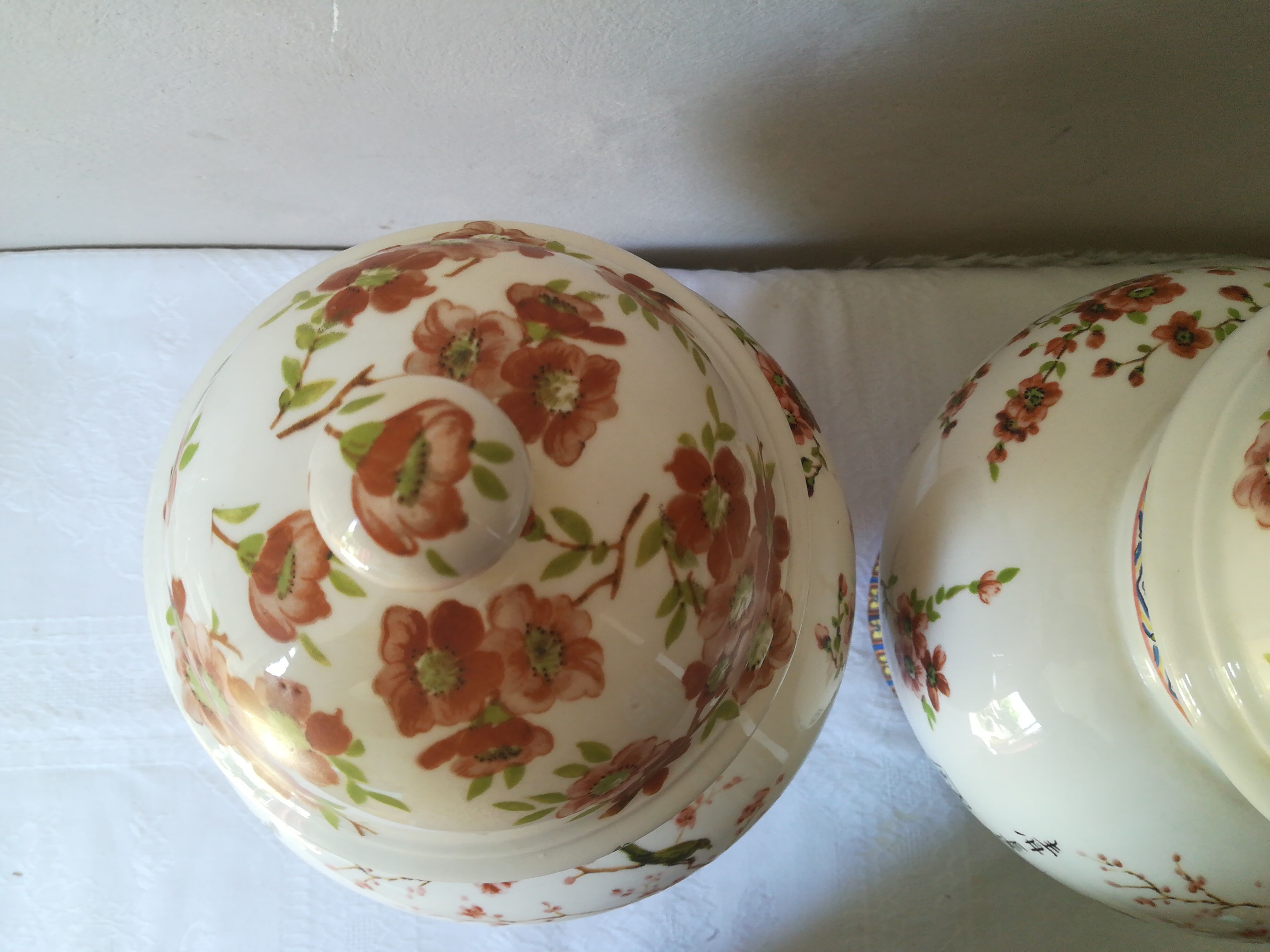 Pair of potiches in faience