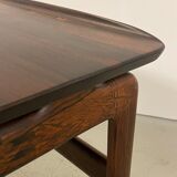 Table basse par Peter Hvidt en palissandre massif
